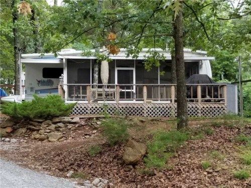 228 Admiral Dr, Hartwell, GA 30643