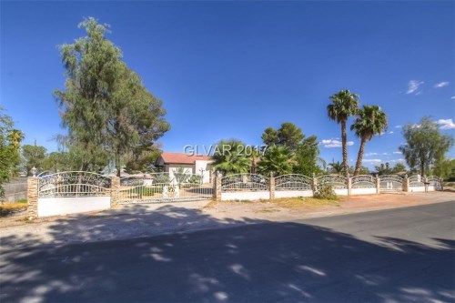 2938 Duneville Street, Las Vegas, NV 89146