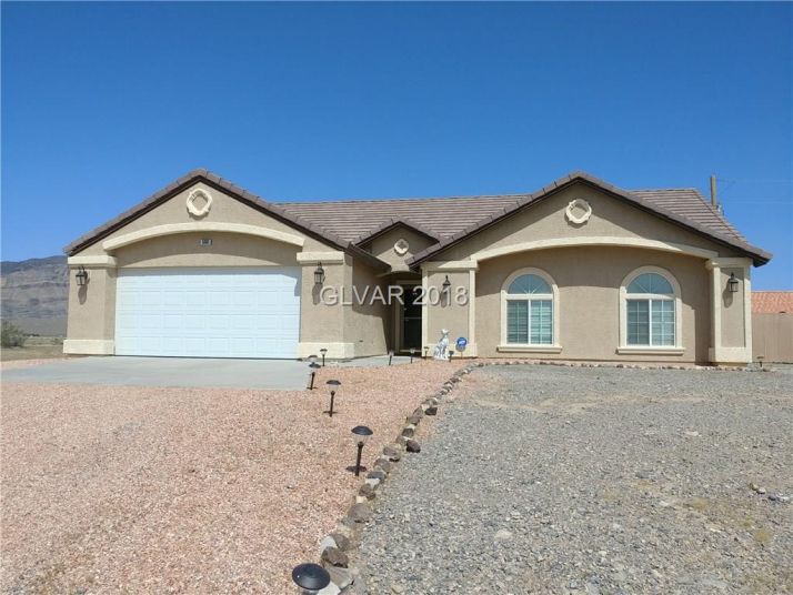 590 West Glacier Lane, Pahrump, NV 89060