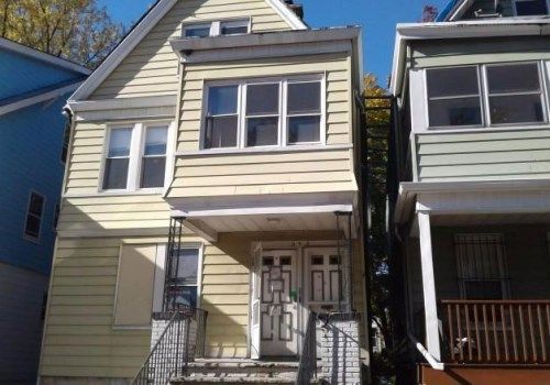 537 S Clinton St, East Orange, NJ 07018
