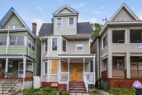 533 S Clinton St, East Orange, NJ 07018