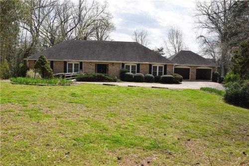555 Longview Dr, Canton, GA 30114