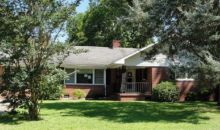 304 Dupont Cir Kinston, NC 28501