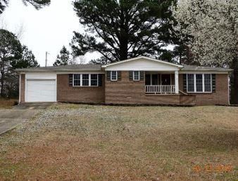 1921 E Lakeview Dr, Benton, AR 72015