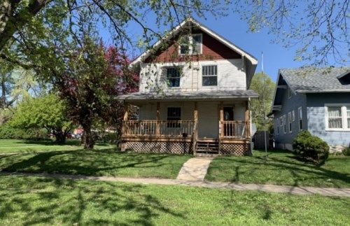 1722 W 2ND STREET, Perry, IA 50220