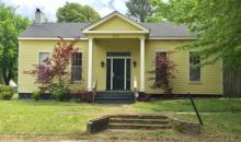 225 N Randolph Street Holly Springs, MS 38635