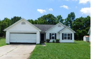 4008 RANCH VIEW LN, Charlotte, NC 28216