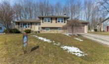 120 Country Green Dr Youngstown, OH 44515