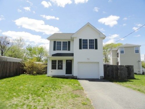 825 Oakland Beach Ave, Warwick, RI 02889