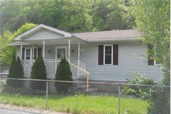 609 Morgan Street, Oceana, WV 24870