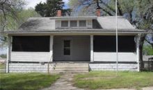 325 S 3rd St Arkansas City, KS 67005