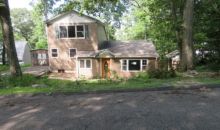 15 Greenwich Rd Hewitt, NJ 07421