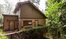 6949 Pinehaven Rd Oakland, CA 94611