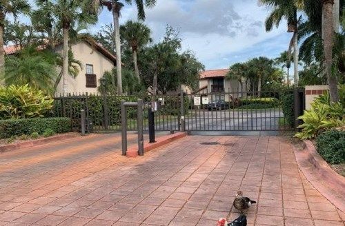 13161 SW 95th Ave, Miami, FL 33176