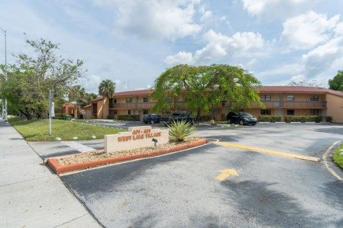 461 NW 107th Ave Unit 106, Miami, FL 33172