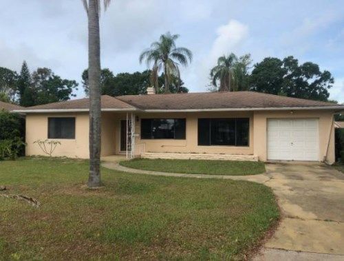 210 S Saturn Ave, Clearwater, FL 33755