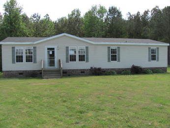 119 Farmall Drive, Richlands, NC 28574