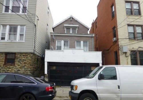 34 Cliff St, Yonkers, NY 10701