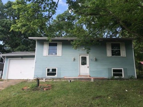 29 Holly Ln, Festus, MO 63028