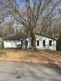 18 E Indian Trl, Taylors, SC 29687