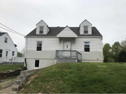 3519 Lipscomb Rd, Latonia, KY 41015