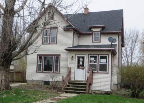 411 ADAMS ST, Neenah, WI 54956