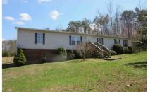 1641 Moccasin Path Huddleston, VA 24104