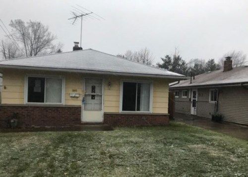 300 Plymouth Rd, Eastlake, OH 44095