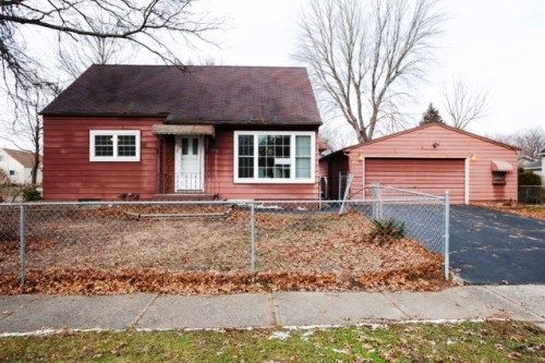 883 Hancock Ave, Akron, OH 44314