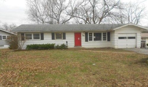 38 BAYVIEW CT, Saint Louis, MO 63135