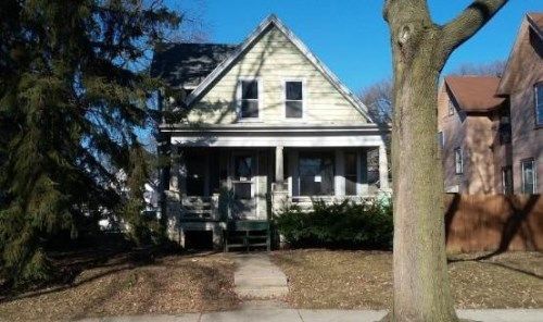 2653 S 28th St, Milwaukee, WI 53215