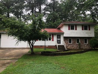 650 Daniel Cir., Jackson, MS 39212