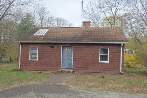 368 Norman Rd, Jewett City, CT 06351