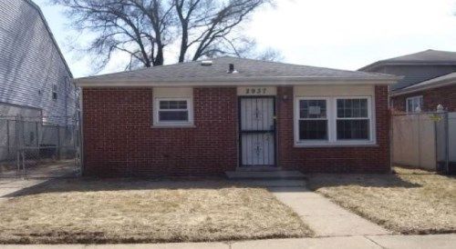 2937 W 140th St, Blue Island, IL 60406
