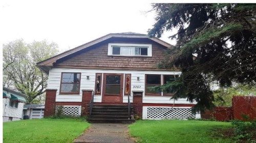 3757 Cress Rd, Cleveland, OH 44111