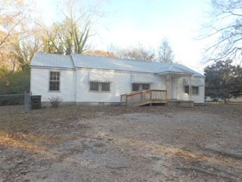 3315 Mckleroy Ave, Anniston, AL 36201