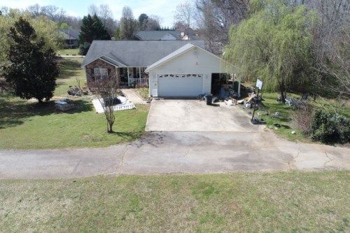 2879 N HIGHWAY 101, Greer, SC 29651