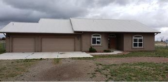 9 Palma Dr, Moriarty, NM 87035