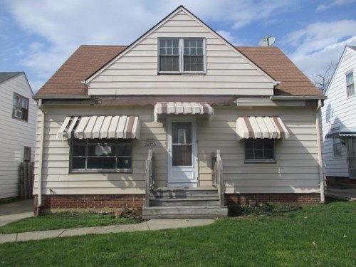 14215 Krems Ave, Maple Heights, OH 44137