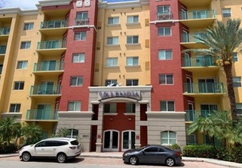 6001 Sw 70th St Apt 642, Miami, FL 33143