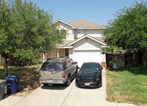 17413 COLLEGE PORT DR, Laredo, TX 78045