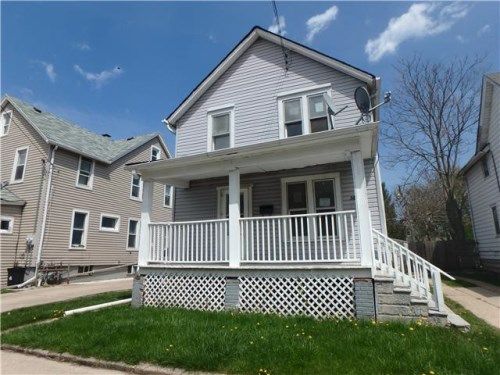 5817 23rd Ave #1 & #2, Kenosha, WI 53140
