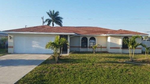 1325 SE 26th St, Cape Coral, FL 33904