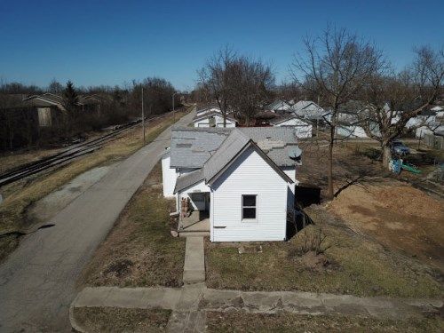 1600 G AVENUE, New Castle, IN 47362