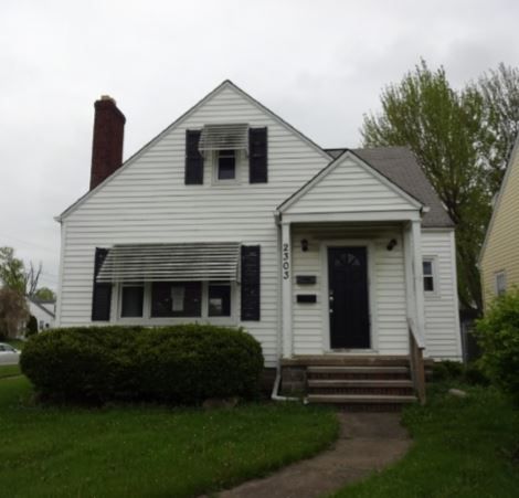 2303 Oberlin Ave, Lorain, OH 44052