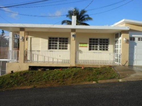 214 1 St. Rio Arr, Fajardo, PR 00738