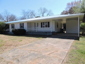 85 Geoff Lane, Anniston, AL 36201