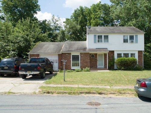 614 FAY ANN DRIVE, Blackwood, NJ 08012