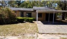 596 Mcdonald St Crestview, FL 32536