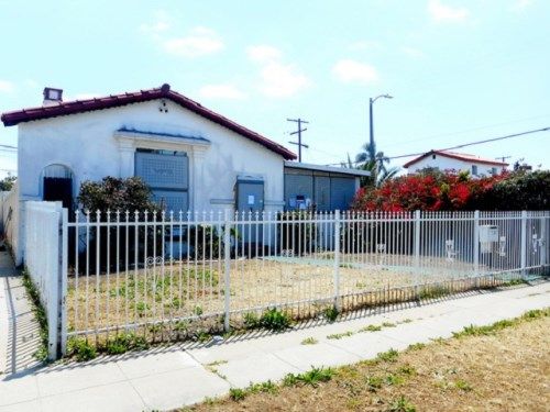 760 W 103rd St, Los Angeles, CA 90044